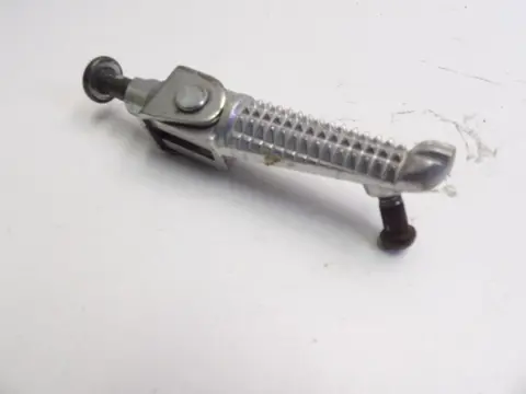 VOETSTEUN LINKS Yamaha YZF R6 1998 - 2002