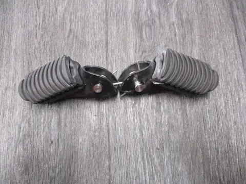 VOETSTEUN LINKS BMW F 650 GS 2008 - 2013