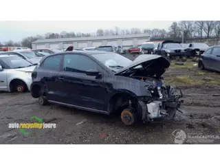 Volkswagen Polo V (6R) onderdelen (kleur: L041) donorauto