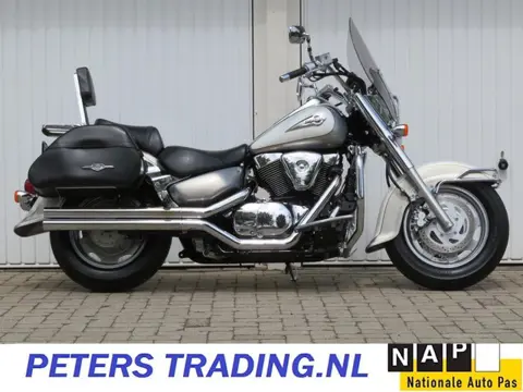 Suzuki Chopper VL 1500 Intruder LC (2004) NAVI-VANCE & HINES UITLAAT