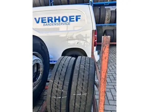 Goodyear 245/70R17.5