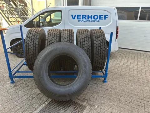 Diversen 315/80R22.5 cover