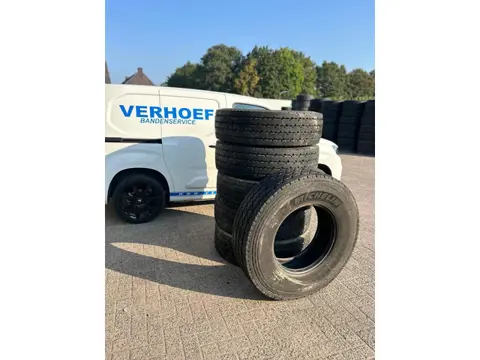 Michelin 315/80R22.5 XZUS
