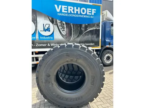 BKT 20.5R25 EARTH MAX