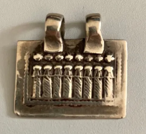 Amulet (2) - Zilver - India - 19e - 20e eeuw