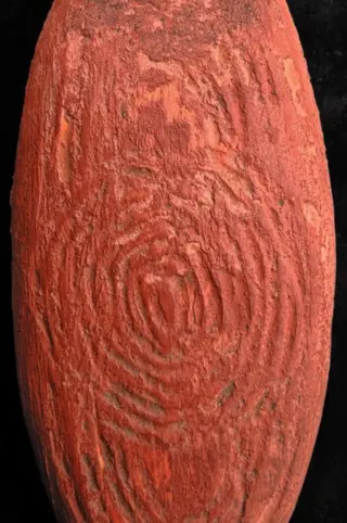 Hanger (1) - Haar (dier), Hout - Aboriginal pendant with hair string - Aboriginal - Australië