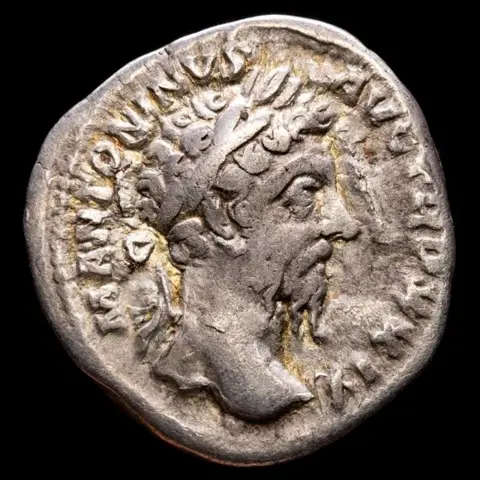 Romeinse Rijk. Marcus Aurelius (AD 161-180). AR Denarius,Rome. IMP VII COS III, Victory seated left.