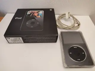 1 Apple - Ipod Video 5.5a Generatie 30 Gb - Dac Wolfson - Jack Sparrow Limited Edition - In originele verpakking