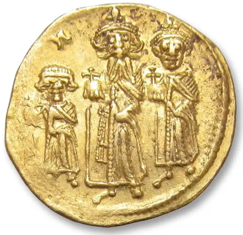Byzantijnse Rijk. Heraclius, with Heraclius Constantine and Heraclonas. Goud Solidus,Constantinople mint 632-635 A.D. - 1st officina (A) -