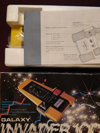 1 Gakken Invader 1000 - Console (1) - In originele verpakking