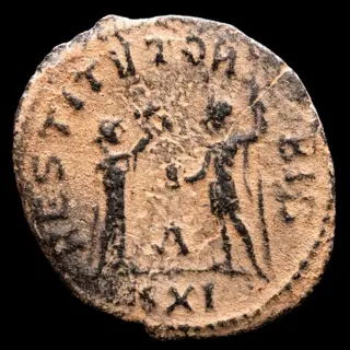 Romeinse Rijk. Probus - Aurelian - Maximianus - Diocletian. Æ Lot comprising four (4) Antoniniani and radiate follis,Reverses : Jupiter and Hercules, Concordia, Restitutor Oriens (2).