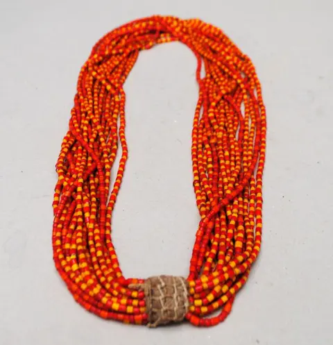 Halsketting (1) - Glazen kralen - Naga - India / West-Papoea