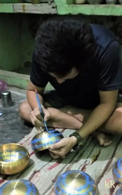 Original "Zen" Singing bowl - New - India - 12.5 cm - 3 parts - hand painted - 7 metals - India - 21e eeuw