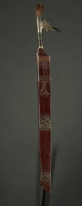 Zwaard (4) - Herten gewei, Hout, Zilver - Mandau - Dayak - Kalimantan, Indonesië