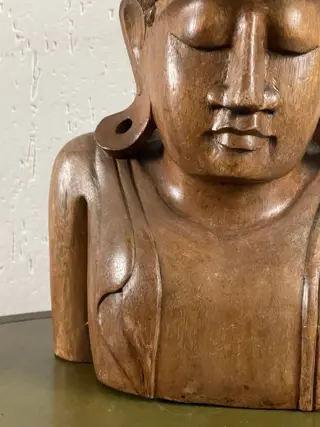 Massieveboeddha monnik met gesloten ogen - hard hout - Birma / Myanmar