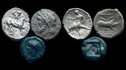 Griekenland (Magna Graecia), Calabria, Sicily and Arpi. Lot x 3 coins: Tarentum AR Nomos; Syracuse Æ Hemilitron; Arpi Æ