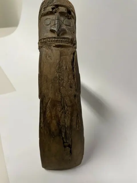 Sago accessoires (1) - Hout, Kasuaris - Geelvinck Bay, West-Papua