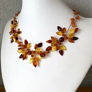 Kraag ketting - Floraal - Amber, metaaldraad - Bloemen - Litouwen - 20e eeuw