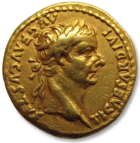 Romeinse Rijk. Tiberius (14-37 n.Chr.). Goud Aureus,Lugdunum (Lyon) mint - PONTIF MAXIM reverse -