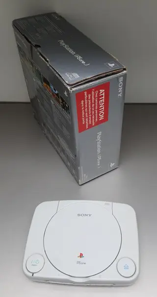 Sony Playstation PS One - with nice accessories - Console met Games (4) - In originele verpakking