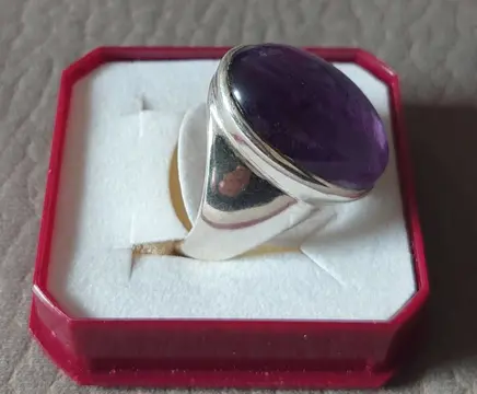 Ring (1) - Amethist - India - Eind 20e eeuw