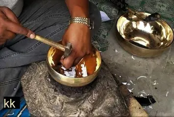 Originele "Zen" Klankschaal - Nieuw - 3 delig - 7 metalen legering - Nepal - 21e eeuw