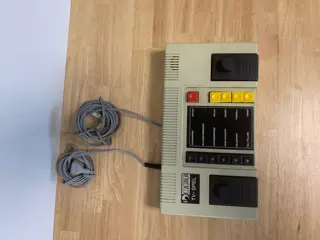 RFT Bildschirmspiel 01 (BSS 01) - East German pong-clone system - Console - Zonder originele verpakking