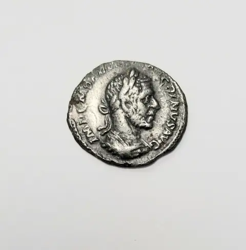 Romeinse Rijk. Macrinus (217-218 n.Chr.). Limes Denarius,uncertain mint