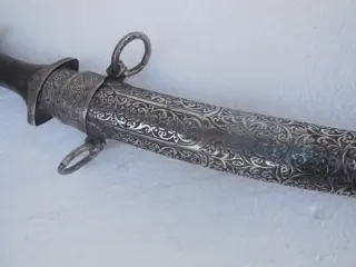 zilveren dolk (1) - Edel hout, zilver sud/zilver, ijzer - Zilver/Silbersud gravures aan beide zijden - Marokko - 20e eeuw