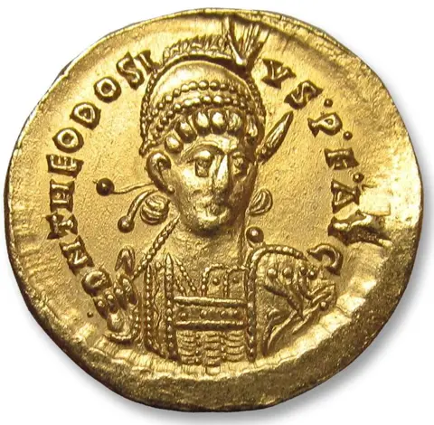 Romeinse Rijk. Theodosius II (402-450 n.Chr.). Goud Solidus,Constantinople mint 441-450 A.D. - IMP•XXXXII•COS•XVII•P•P• - Ex Mare Nostrum Hoard (1954) -