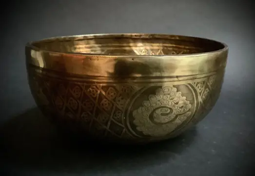Klankschaal, 24 cm doorsnee (1) - Verschillende metalen - Mandala - Nepal - Modern