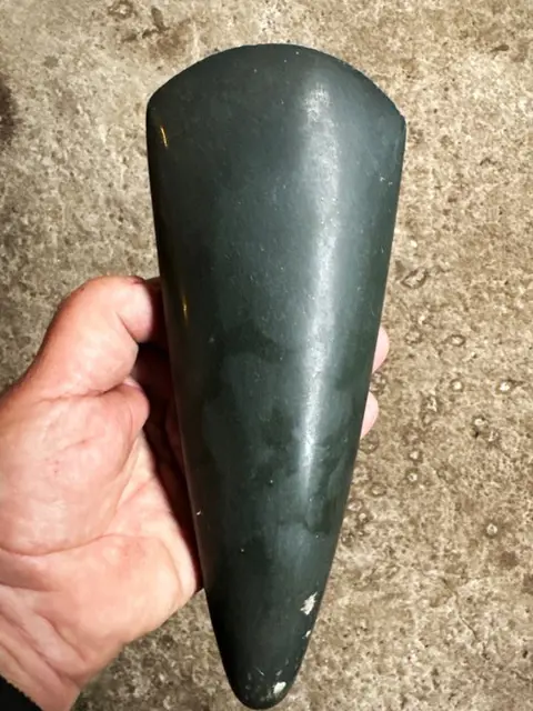 ~Kelt - Jade steen - kapak - Humboldt Bay, West-Papua