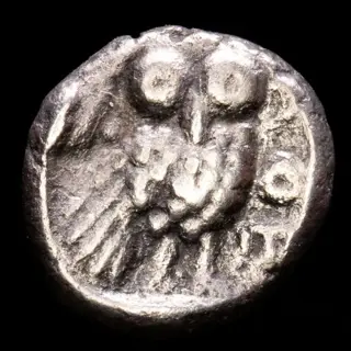 Attica, Athene, Griekenland. AR Obol,460-455 BC. - Athena/ Owl standing right, head facing, AΘE to right, leaf and fruit to left..