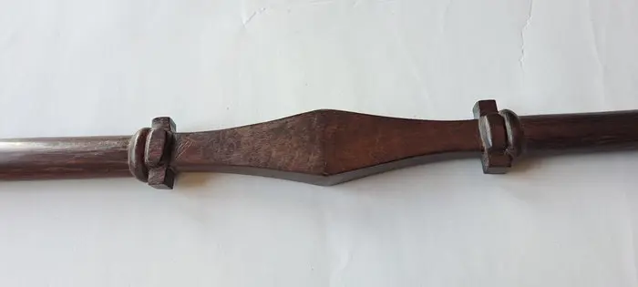 Dans personeel - hard hout - Melanesiërs - Makira (San Christobal), Salomonseilanden