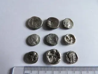 Griekenland. Lot of 9 fractional AR coins,including Byzantion (Thracia), Ephesos (Ionia) and Selge (Pisidia)