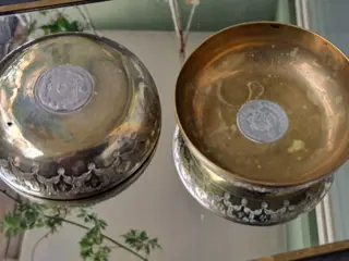 begin kom (2) - Brons, Verguld messing - Iran - 20e eeuw