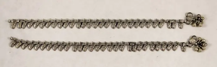 Enkelband, Sieraden (2) - Hoogwaardig zilver - India - Tweede helft 20e eeuw