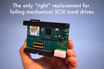 Apple - Beste Mac aller tijden: RECAPPED & UPGRADED "SE/30" bundel, met AMIGA SD harde schijf - In vervangende verpakking