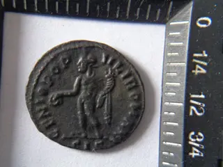 Romeinse Rijk. Lot of 5. 1/4-volgers, including Maximianus I (AD 286-305), Severus II (AD 305-306) and Maximinus II (305-313)