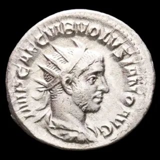 Romeinse Rijk. Volusian (AD 251-253). AR Antoninianus,Rome - PIETAS AVGG, Pietas standing left, raising both hands, altar to left.