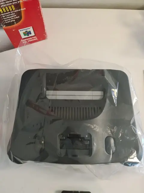 Nintendo Extremely rare N64 Nintendo 64 PAK Edition Rare Hard Box - Nintendo 64 Limited Edition FAH MARIO PAK Version serial# (1) - In originele verpakking