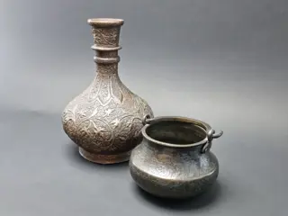 Pot, Fles of Waterpijp basis (2) - Brons, Koper - India - 19e eeuw