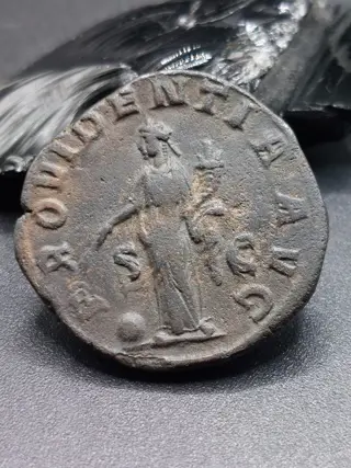 Romeinse Rijk. Maximianus (286-305 n.Chr.). Æ Sestertius,235-236 d.C.