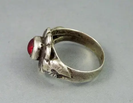 Ring, Sieraden (4) - Glas, Hoogwaardig zilver - India - Midden 20e eeuw