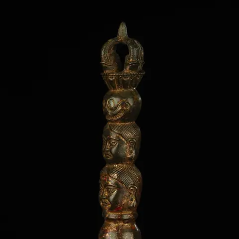 Vedisch artefact, Vajra, (onderdrukkende magische stamper), magisch wapen - Koper - Tibet/Nepal - Modern
