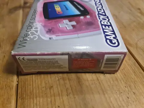 Original Gameboy Advance Pink limited Edition - Complete with manuals Sealed on 1 side, - Console - In originele verpakking