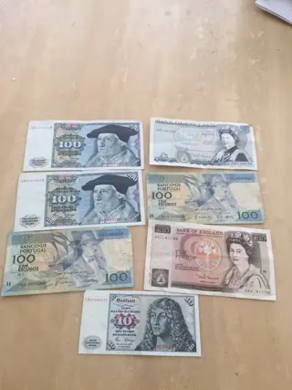 Wereld - 7 banknotes - Various dates