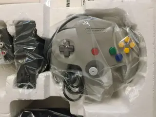 Nintendo Extremely rare MARIO PAK Edition Rare Hard Box - Nintendo 64 N64 Classic Edition FAH PAK Version serial# (1) - In originele verpakking