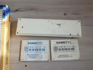 Casio - Casio Pt 1 - Keyboard, Mini synthesizer