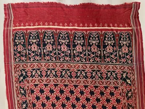 Ikat (2) - Zijde - Patolu - India - 19e - 20e eeuw